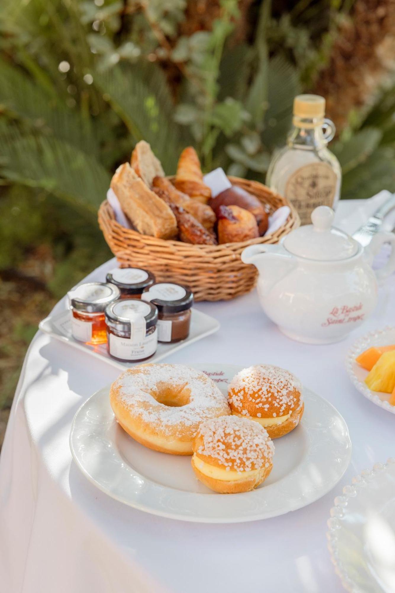 Готель La Bastide De Saint Tropez Екстер'єр фото